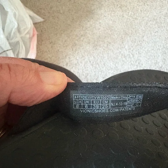 Vionic Black Textured Sandals - Picture 3 of 3